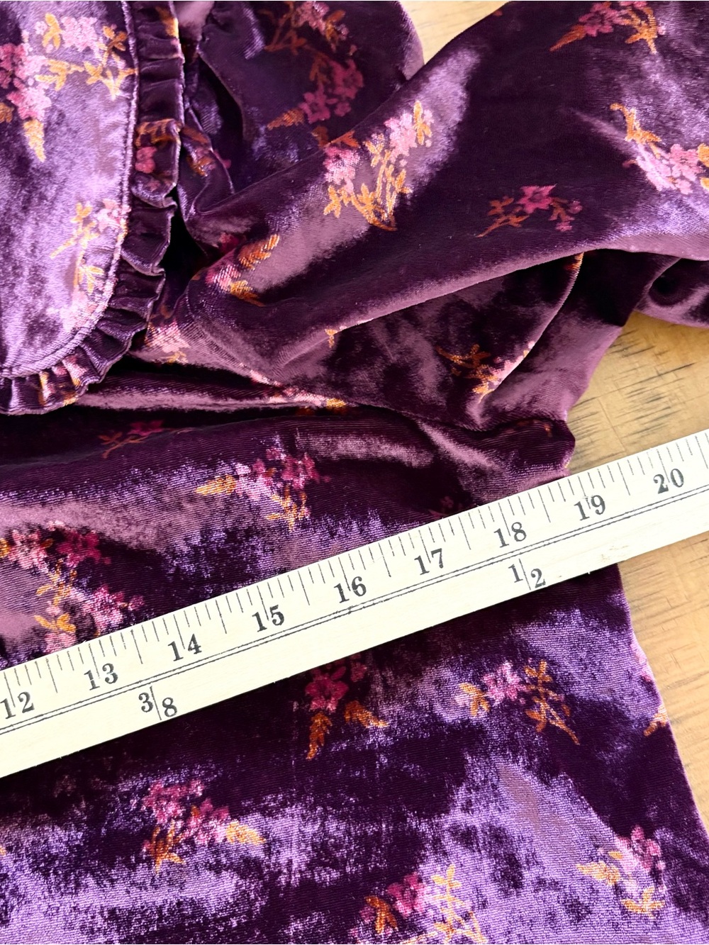 Pilcro by Anthropologie The Keira Collared Button Front Blouse Velvet Size L - Picture 8 of 8
